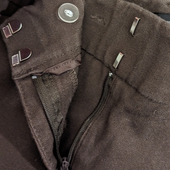 🗽7th Avenue Design Studio N.Y. & Company- Brown 95% Cotton, 5% Spandex Pants - Picture 8 of 8